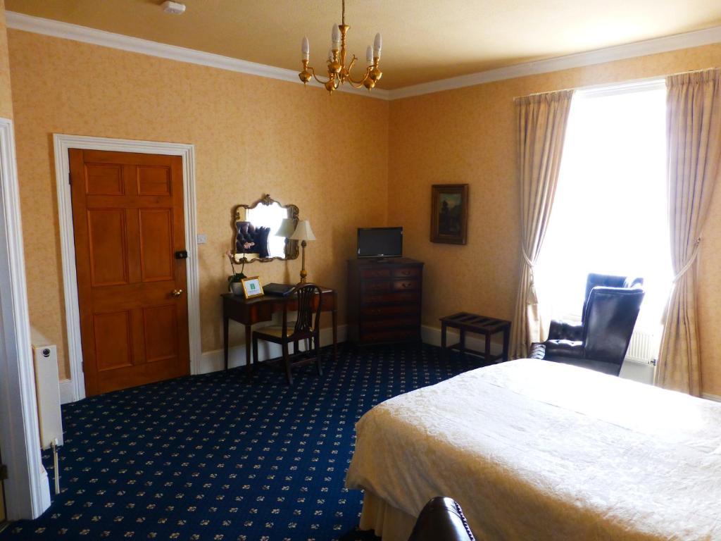 מלון Ross-on-Wye Brookfield House חדר תמונה